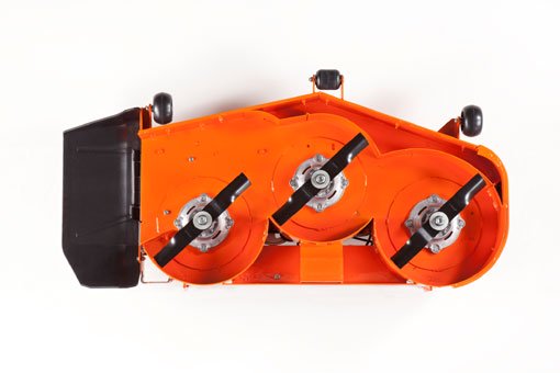 Kubota 60 mulching outlet kit